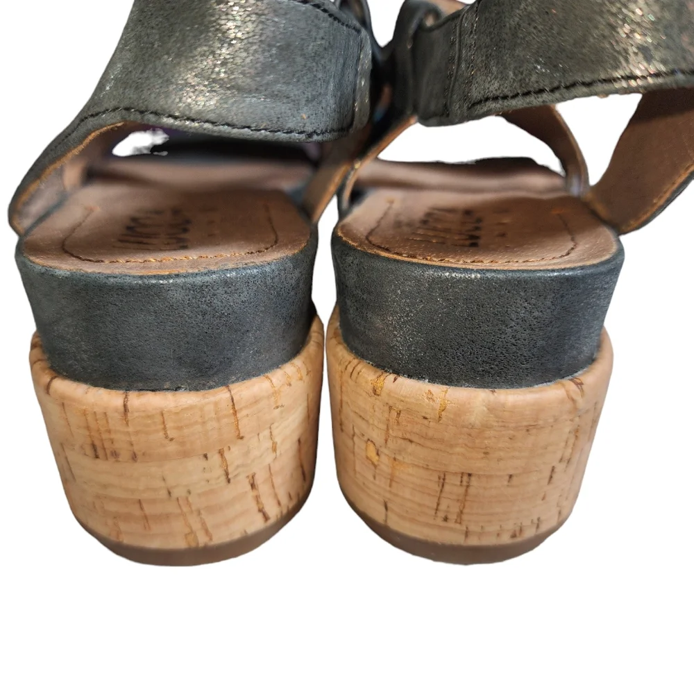 Lucca Lane Olympia Metallic‎ Gray Leather Cork Platform Sandals Size 7.5